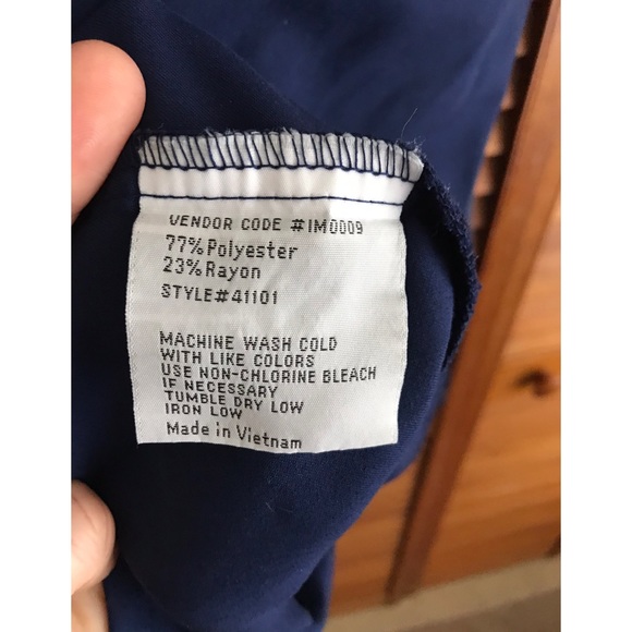 Grey’s Anatomy Womens scrub top - Picture 6 of 6